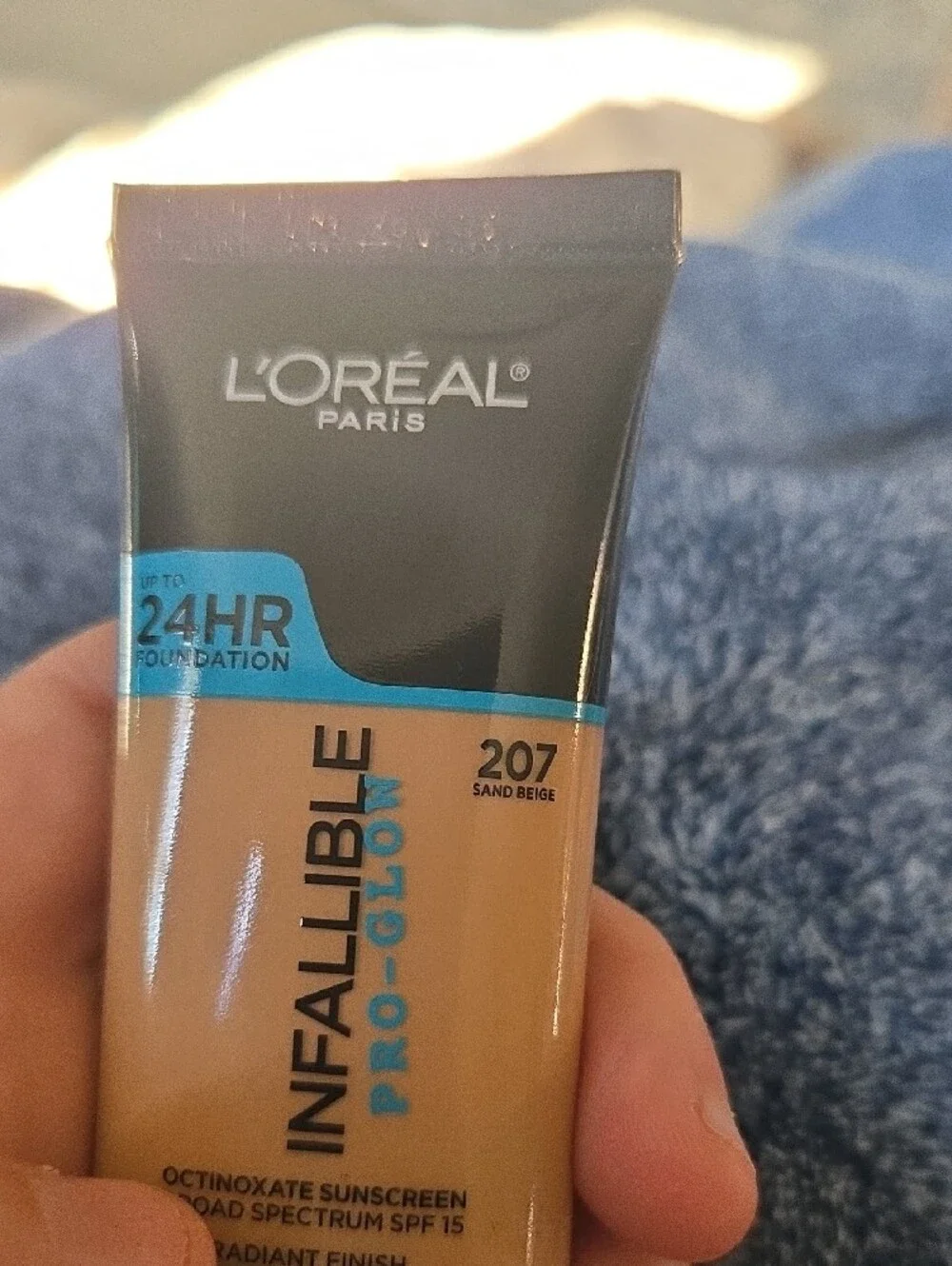 3/$10 Bundle Deals L'Oreal Pro-Glow Foundation Infallibile- 207 Sand Beige